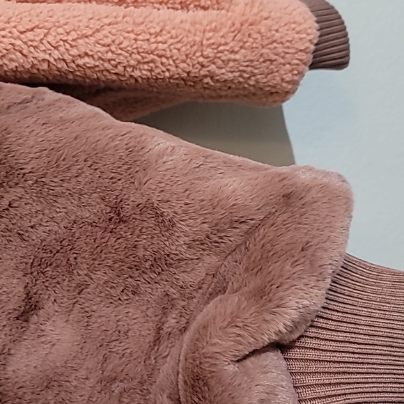 UGG FAUX-FUR Augusta Sherpa Baseball Jacket - Picture 11 of 15